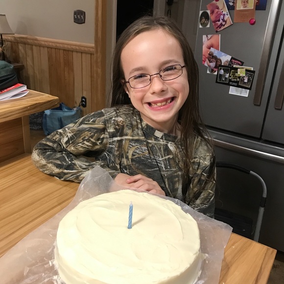 Meet your Posher, Stephanie - Picture 7 of 9